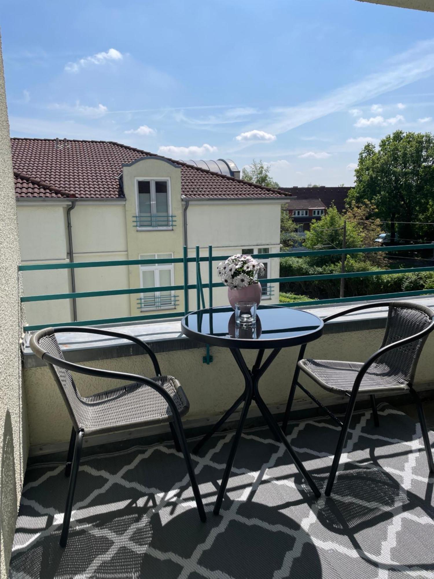 Modernes Apartment I In Oldenburg Exterior photo